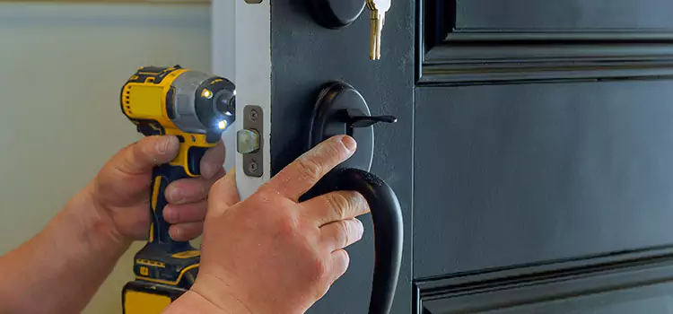 Locksmith Emergency Service Sedalia